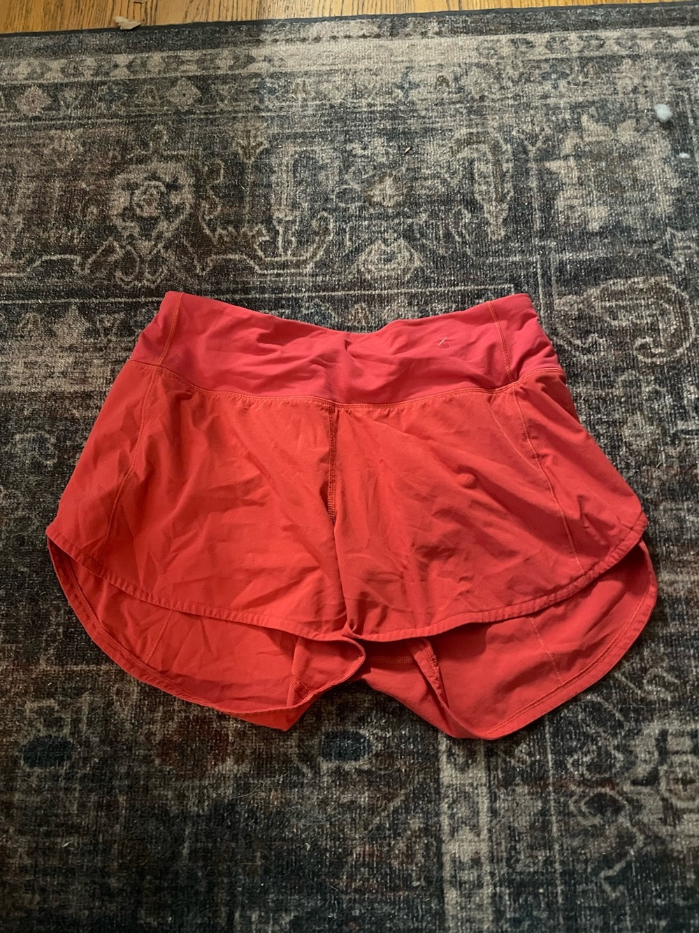 Lululemon shorts size 6